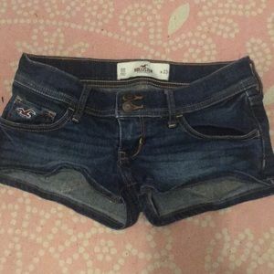 Hollister shorts- jeans